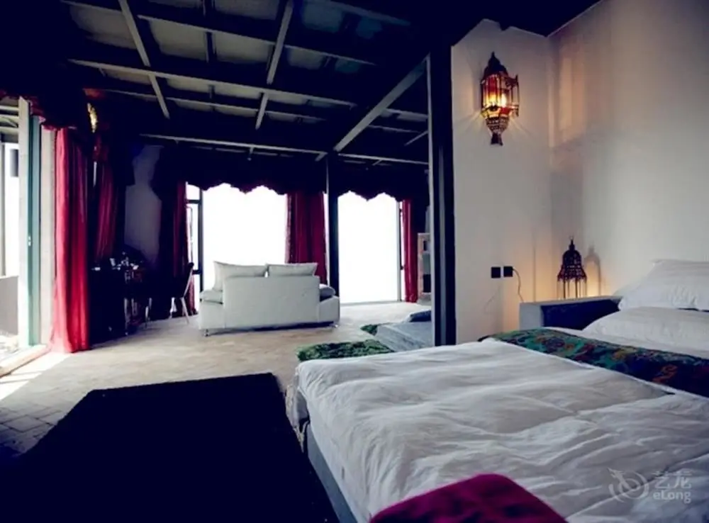 Дали: Pink Four Hotel - Dali