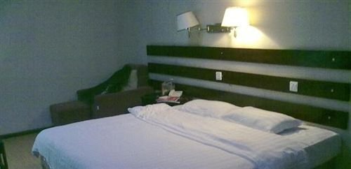 Zhengzhou Dragon Business Hotel — фото 1