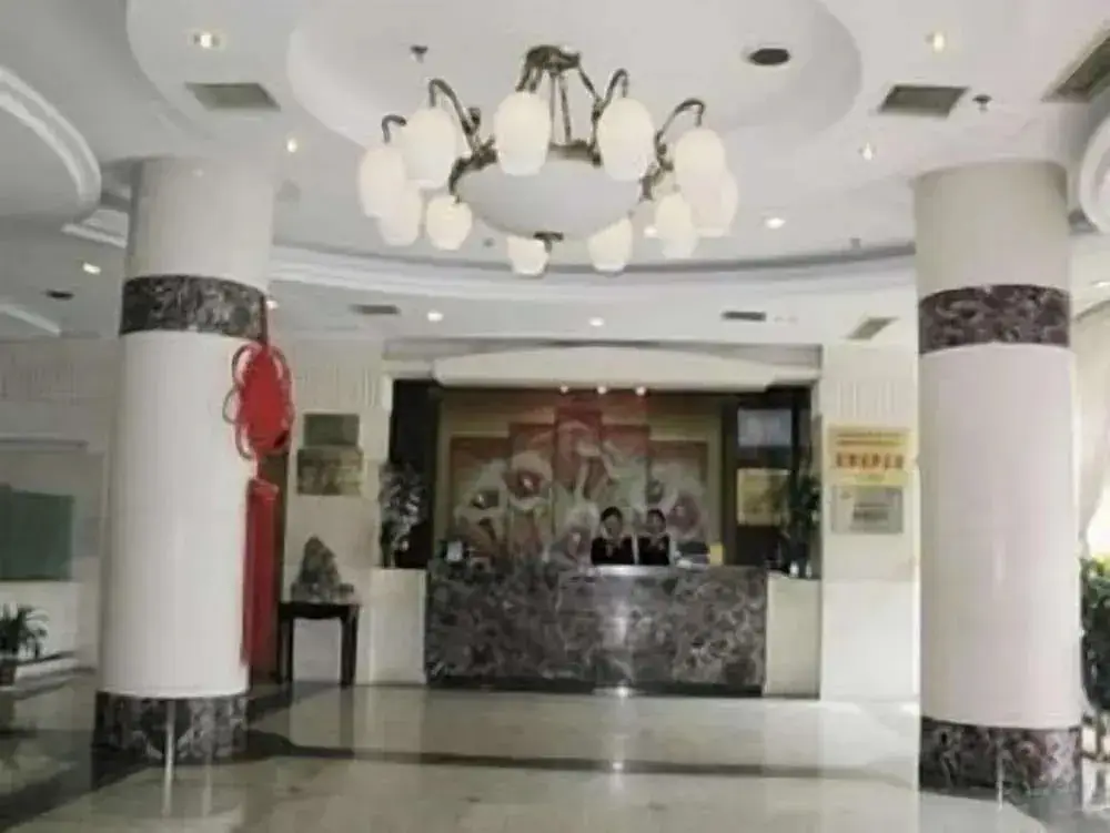 Quzhou City Jinmao Hotel — фото 1