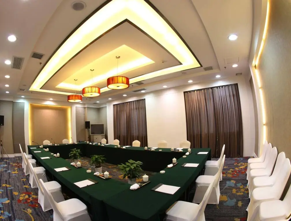 Тайчжоу: TaiZhou Orange Town Hotel