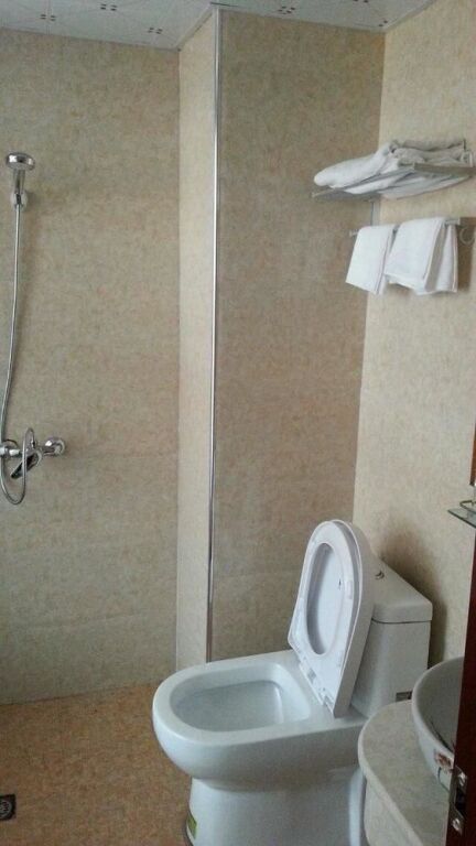 Чжанцзяцзе: One Plus Two Business Hotel