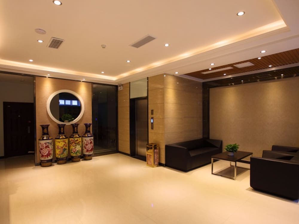 Яньтай: GreenTree Alliance YanTai YingChun Street Green Homeland Hotel