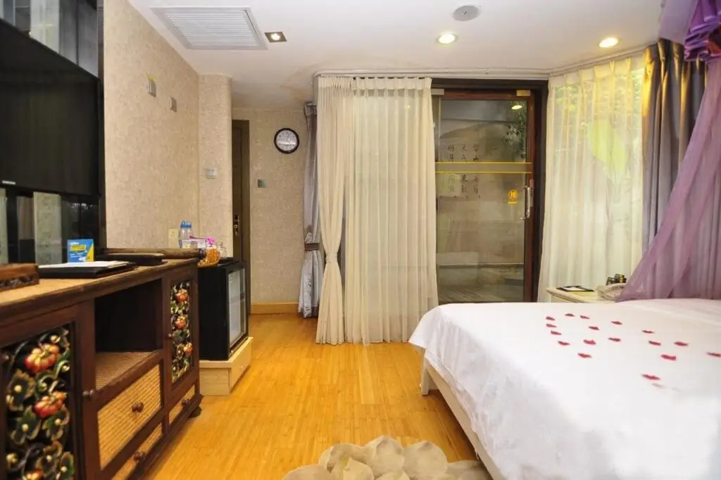 Куньмин: Kun Ming Shengshi Qianhe Hotel