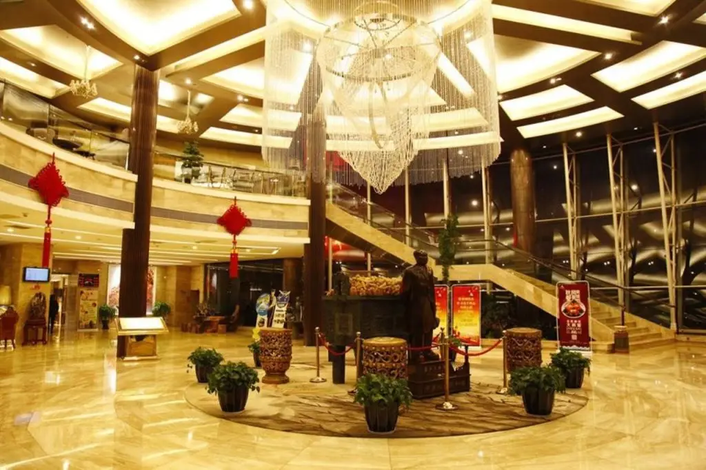 Куньмин: Kun Ming Shengshi Qianhe Hotel