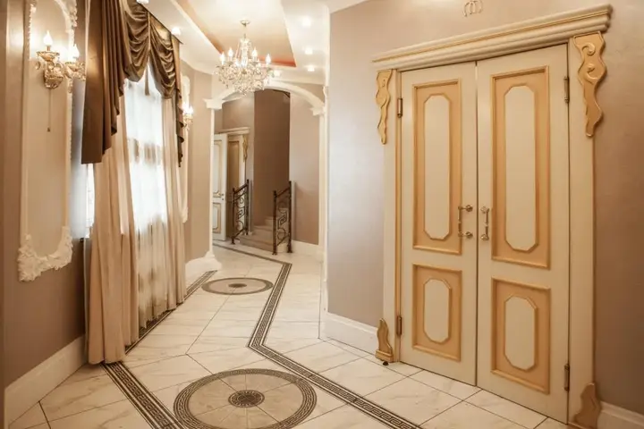 Павловский Посад: Аристократ