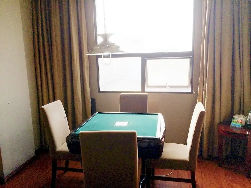 Наньчан: Danfengbailu Business Hotel