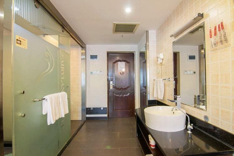 Куньмин: Fairyland Hotel Kunming Bai Da