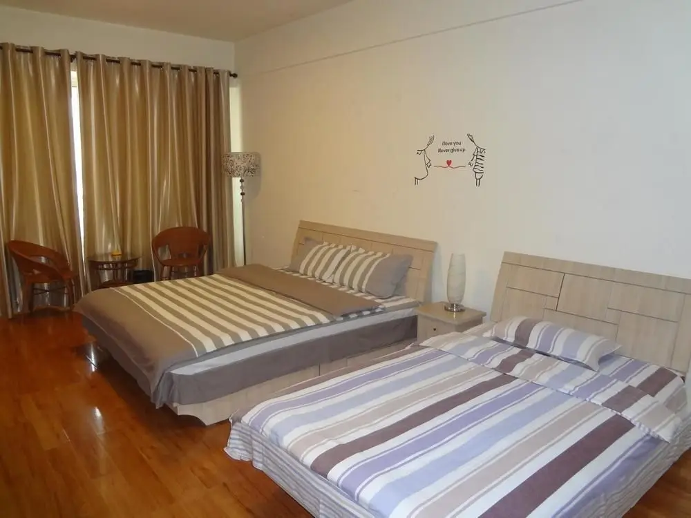 Сиань: She and He Hotel Apartment