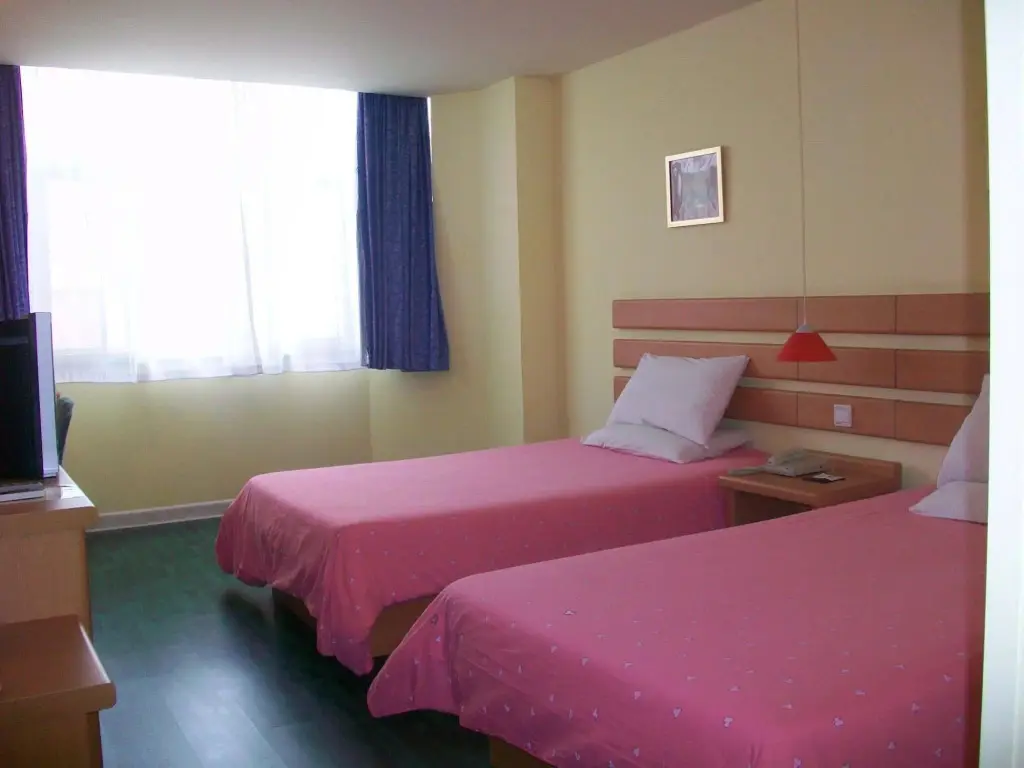Циндао: Home Inn Qingdao Taidong Business Area