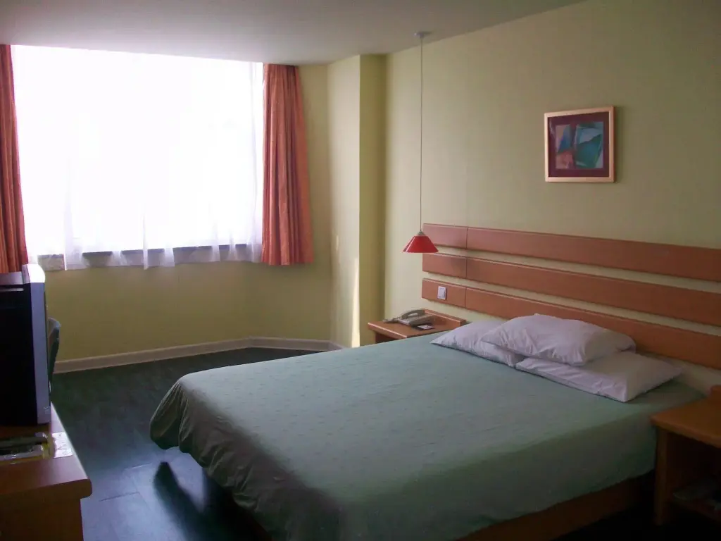 Циндао: Home Inn Qingdao Taidong Business Area