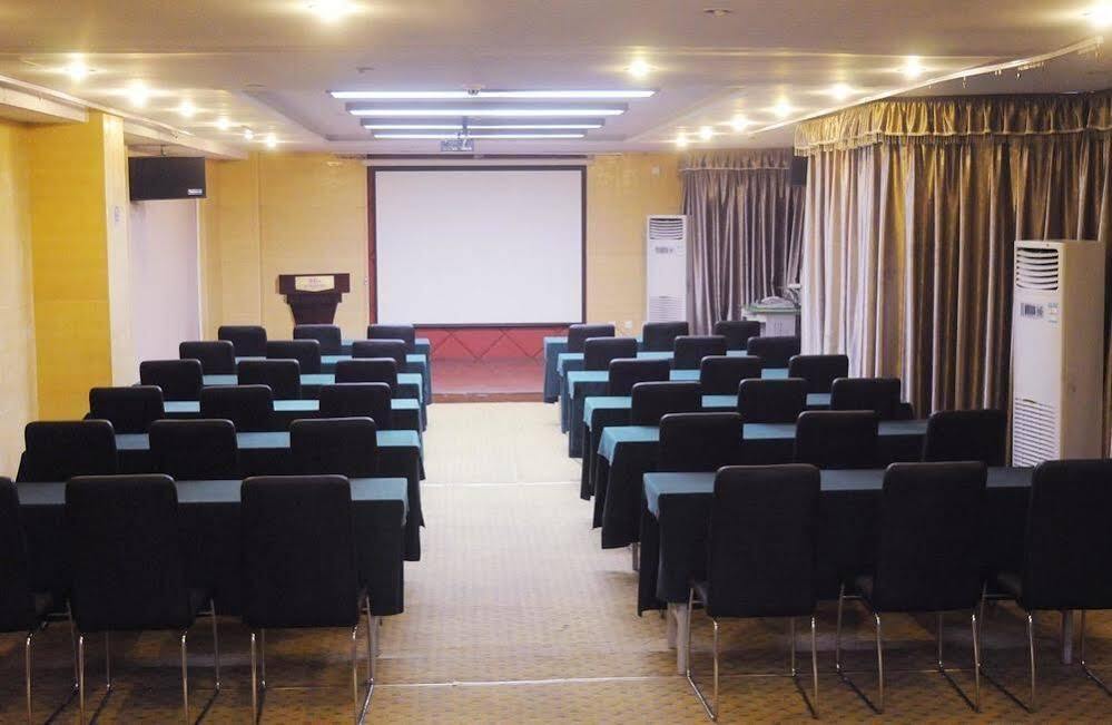 Чжэнчжоу: Kunlun Leju Business Hotel Huayuan Road