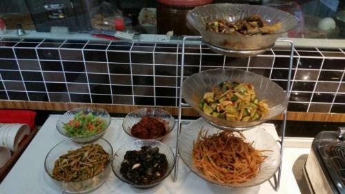 Вэйхай: GreenTree Inn Shandong Weihai Shichang Avenue Business Hotel