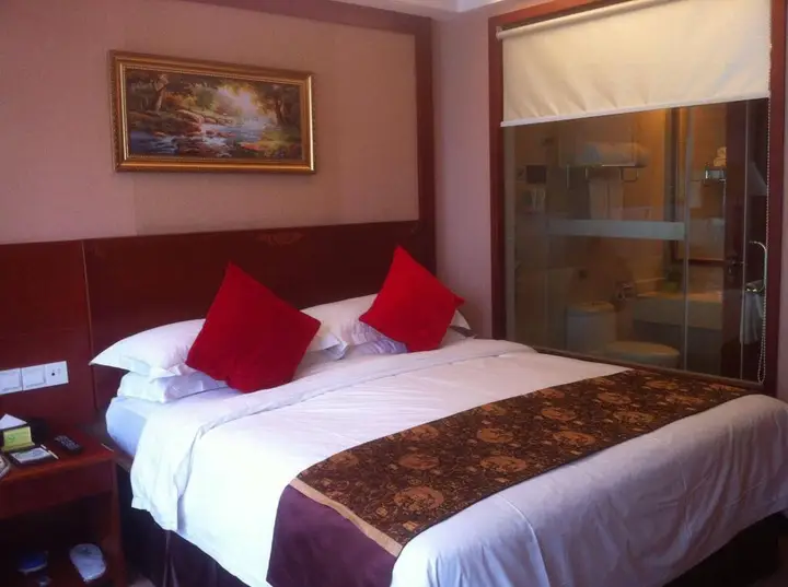 Шанхай: Vienna Hotel Shanghai Pudong Airport Huaxia Road
