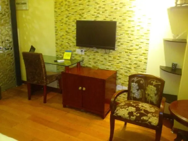 Чжэнчжоу: 7 Days Hotel-zhengzhou