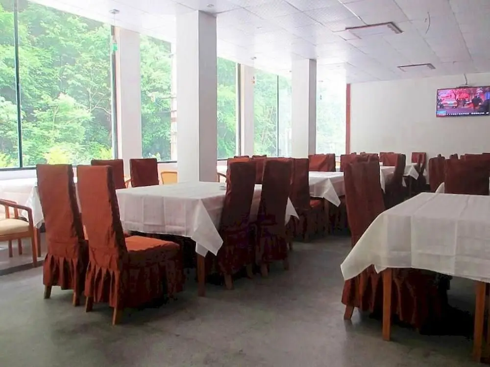 Чжанцзяцзе: Zhangjiajie JH Nature Hotel