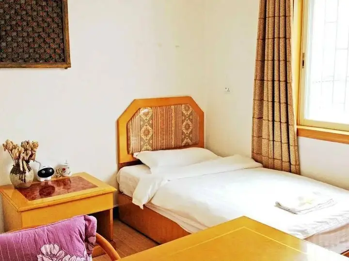 Дали: Lily International Youth Hostel-dali