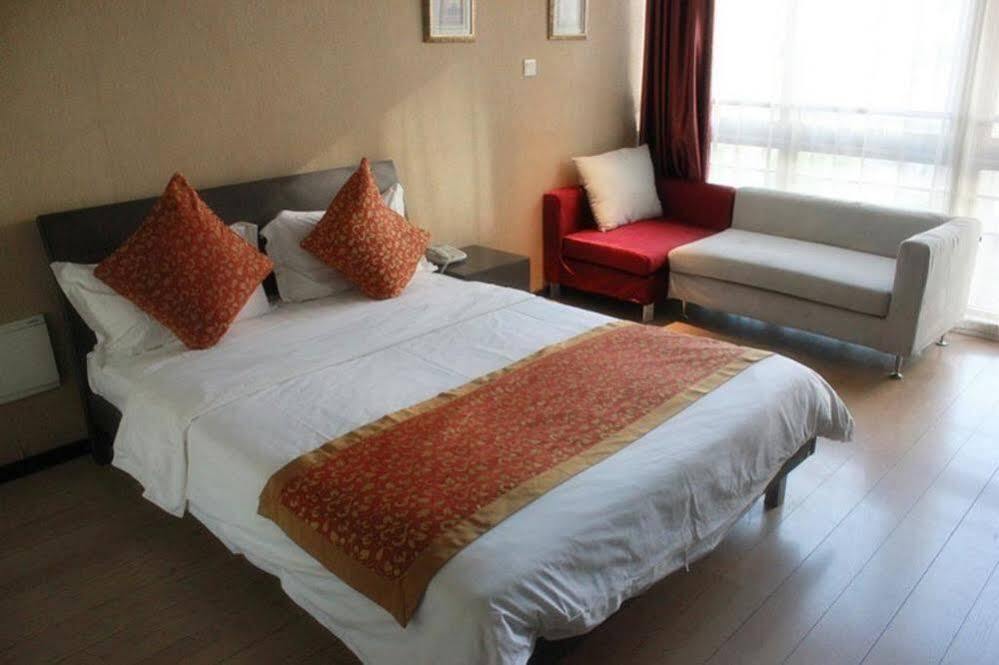 Нанкин: Nanjing Zhongfang Service Apartment