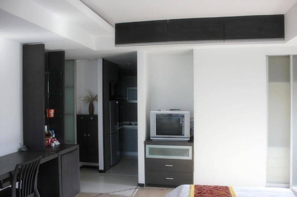 Нанкин: Nanjing Zhongfang Service Apartment