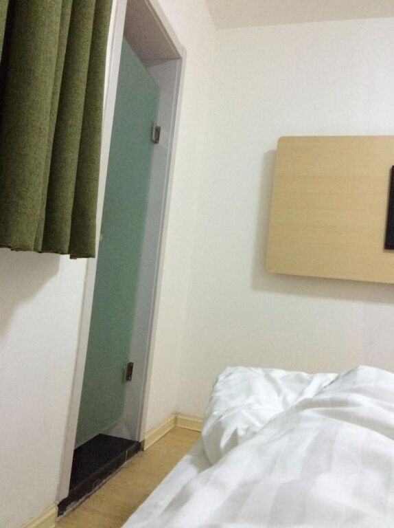 Шанхай: Motel 168 Shanghai Nanjing Road