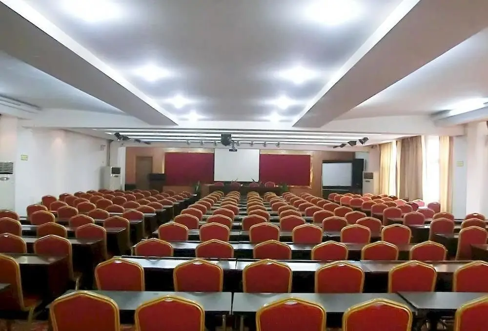 Наньчан: Dongshen Business Hotel