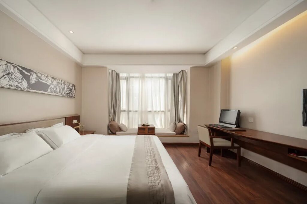 Уси: GreenTree Eastern Hotel Li Lake Yuantouzhu Scenic Area