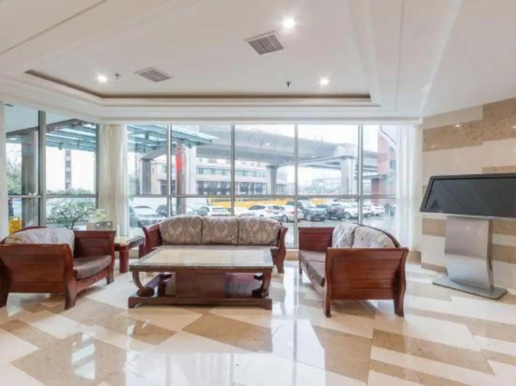 Наньчан: Braim Seasons Hotel