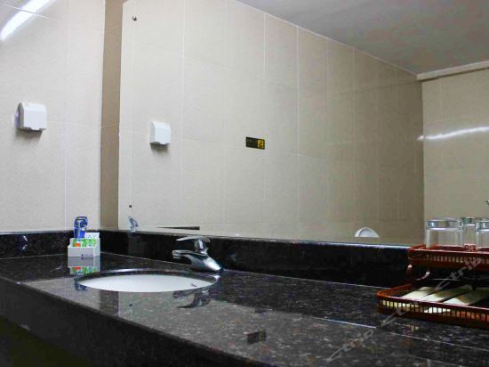 Чжухай: Jiaheyuan Business Hotel - Zhuhai