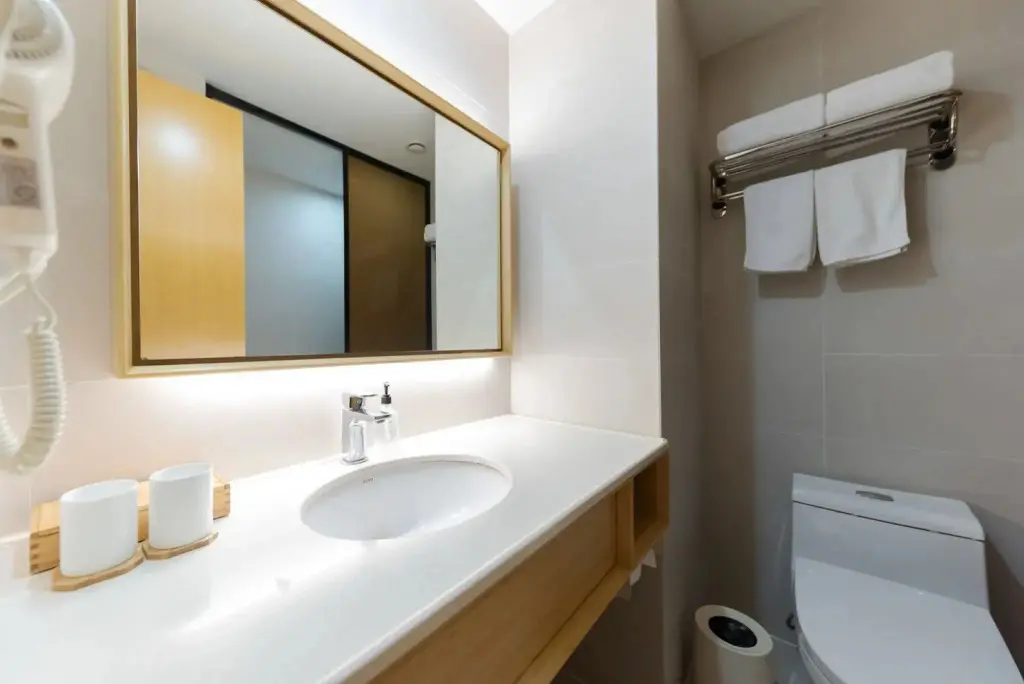 Ханчжоу: Ji Hotel (Hangzhou West Lake Hubin)