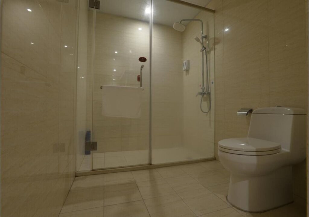 Ханчжоу: Ji Hotel (Hangzhou West Lake Hubin)