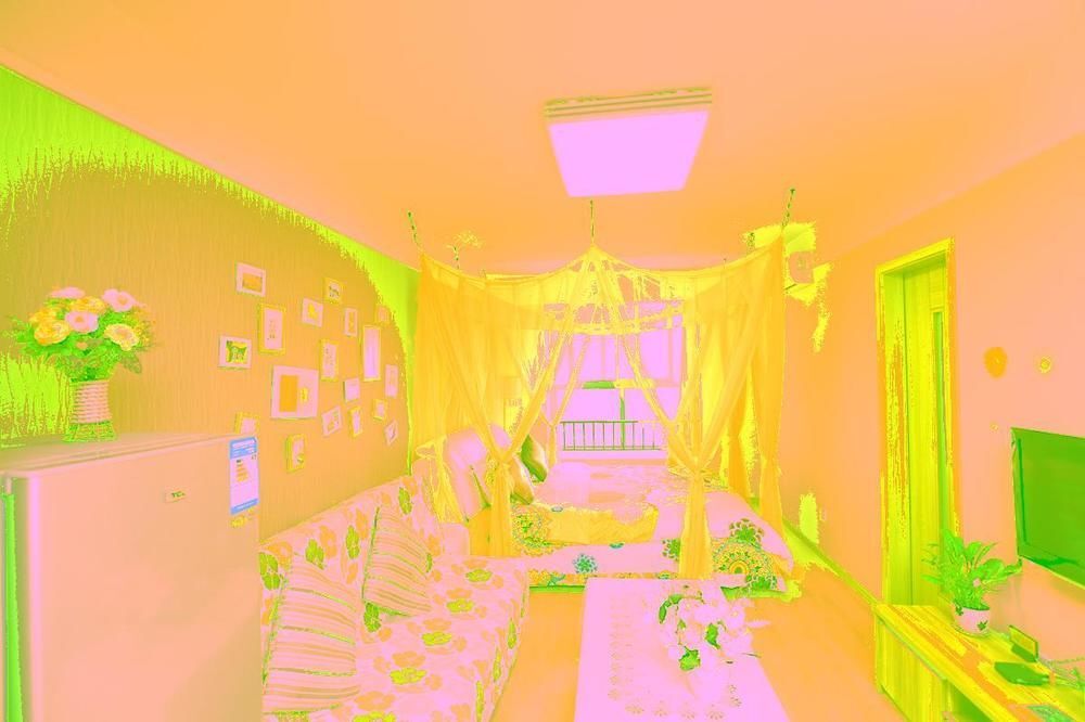 Чэнду: 成都红馨短租公寓
