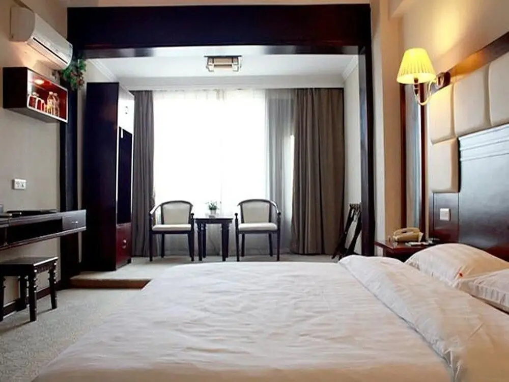 Гуйлинь: Oriental Pearl Hotel