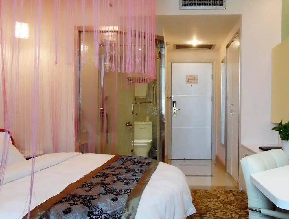 Shenzhen Shatoujiao Hotel — фото 1