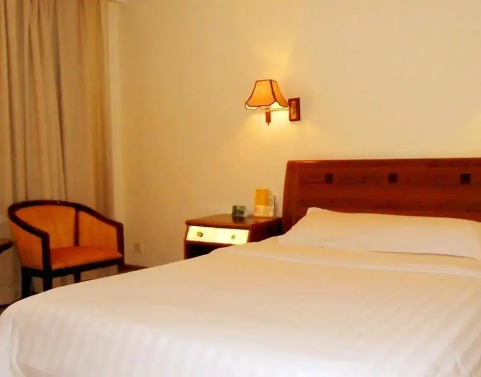 Шэньчжэнь: Shenzhen Shatoujiao Hotel