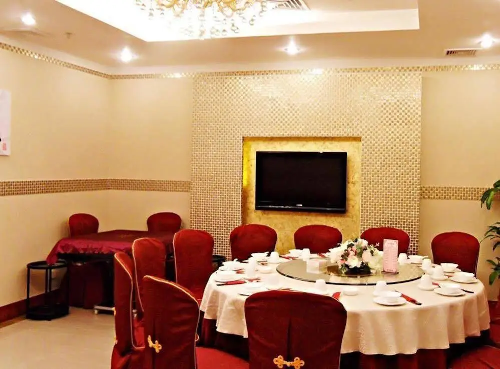 Шэньчжэнь: Shenzhen Shatoujiao Hotel