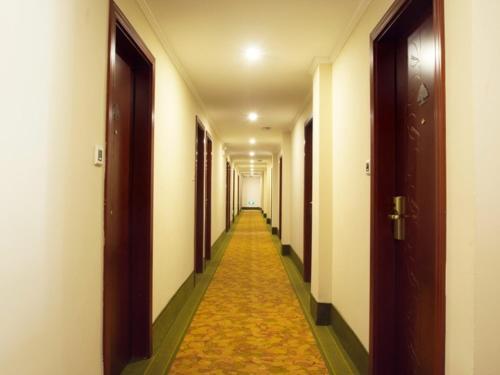Green Tree Inn — фото 1