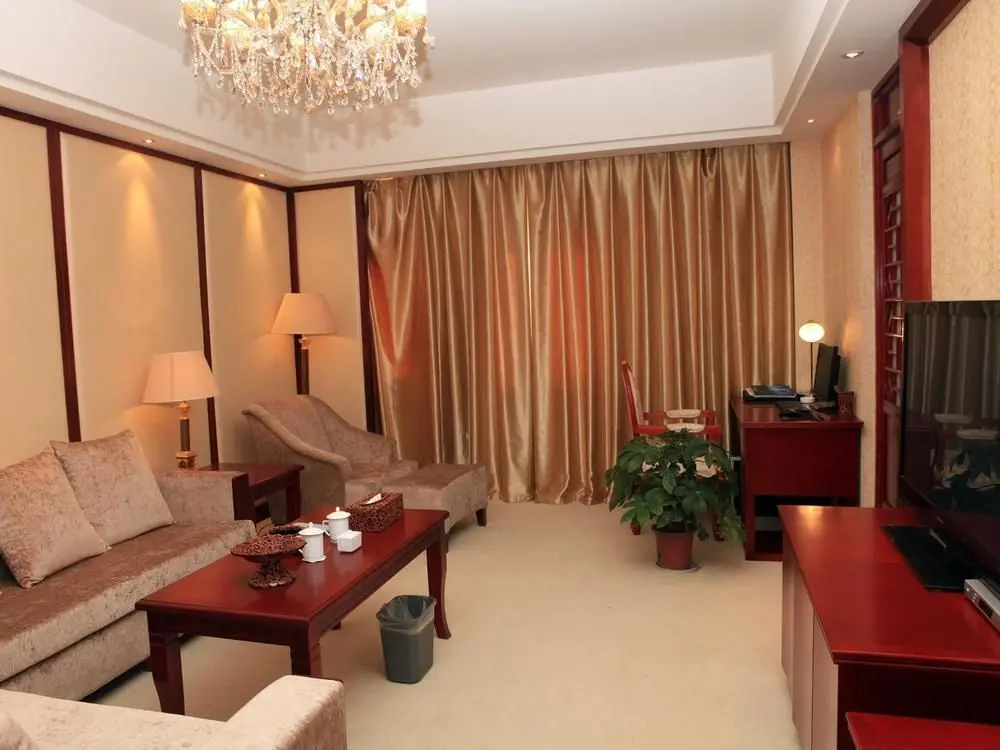 Шэньнунцзя: Shennongjia Hotel
