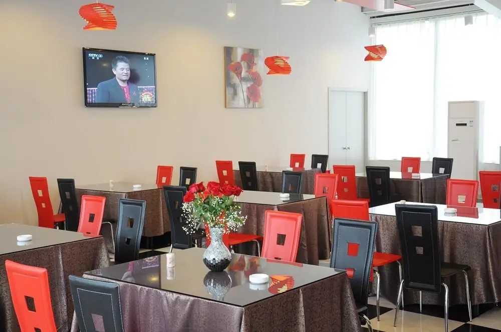 Шицзячжуан: Shijiazhuang Ximei Xilai Chaopin Hotel (Shijiazhuang Station Ximeihua Street)