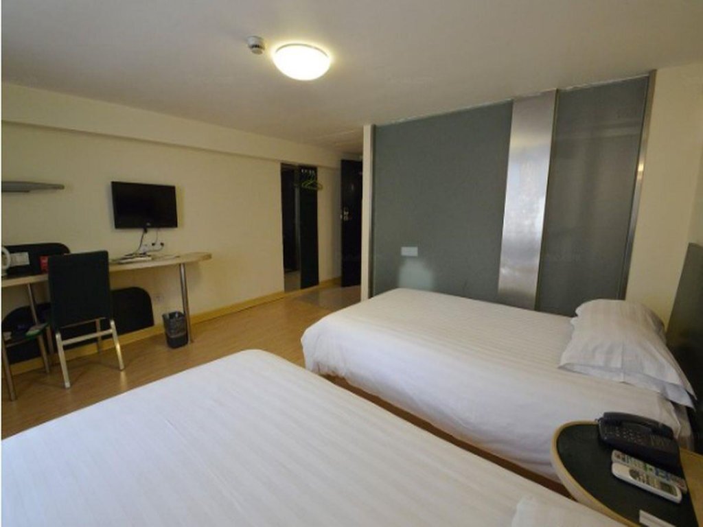 Нанкин: Motel 168 Nanjing Hu Ju Road Inn