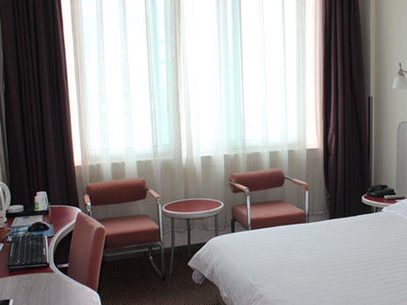 Гуйян: Motel 168 Guiyang JieFang Road Inn
