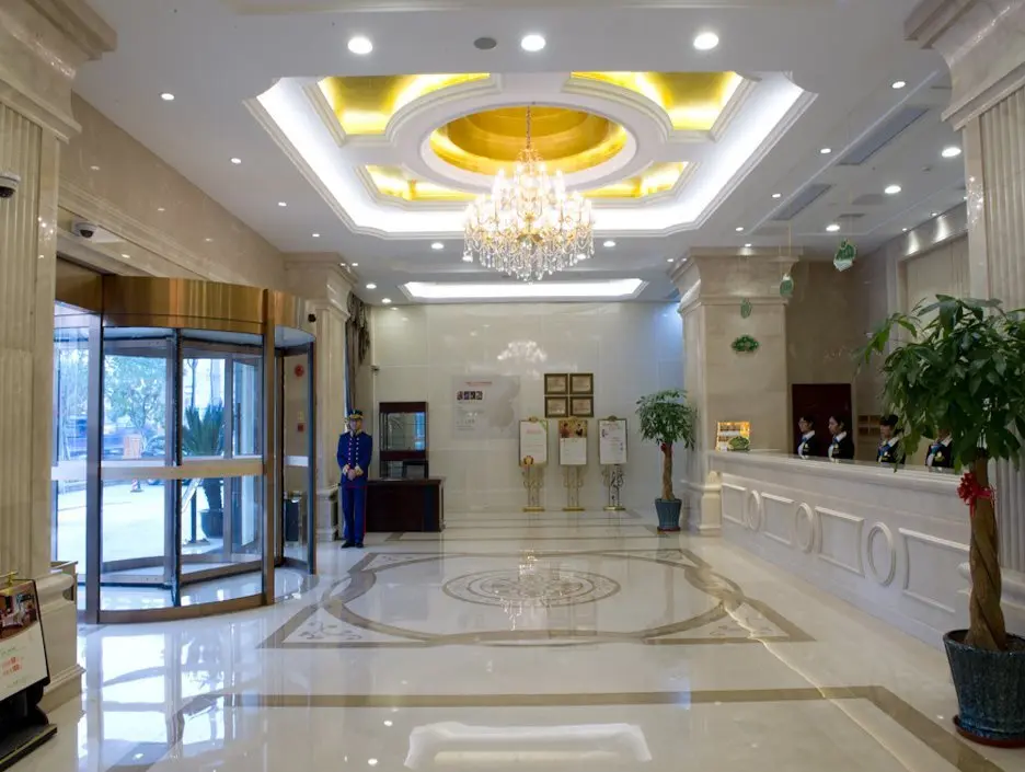 Шанхай: Vienna International Hotel Shanghai Hongqiao Hub Caoan Road Hop