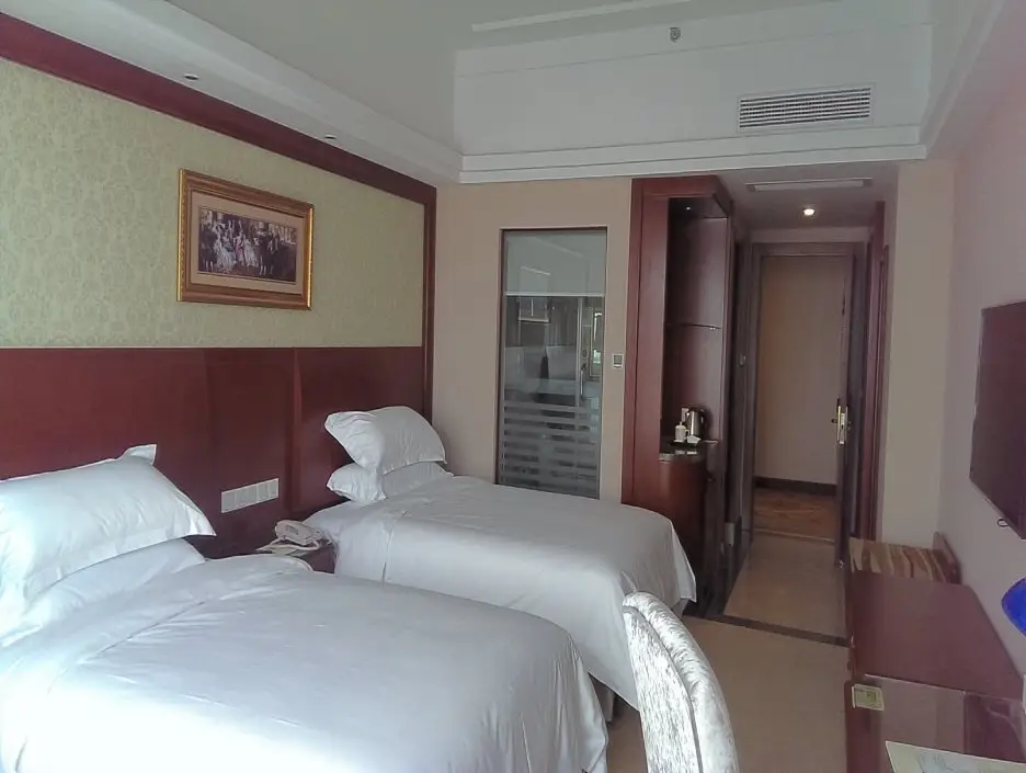 Шанхай: Vienna International Hotel Shanghai Hongqiao Hub Caoan Road Hop
