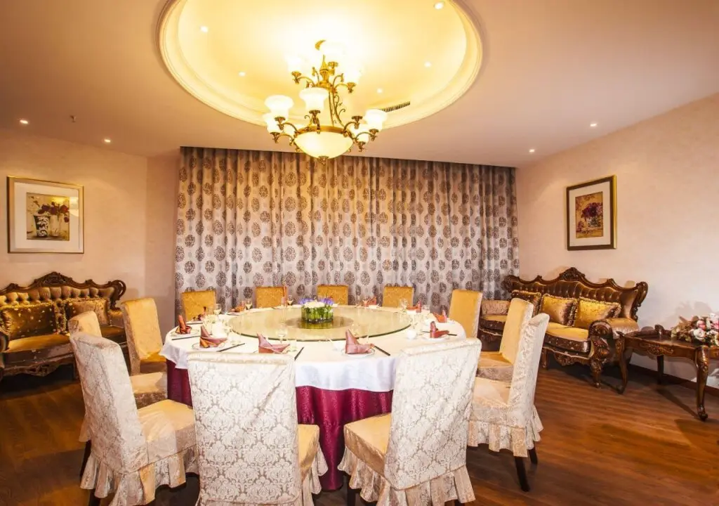 Ханчжоу: Huachen Impression Hotel