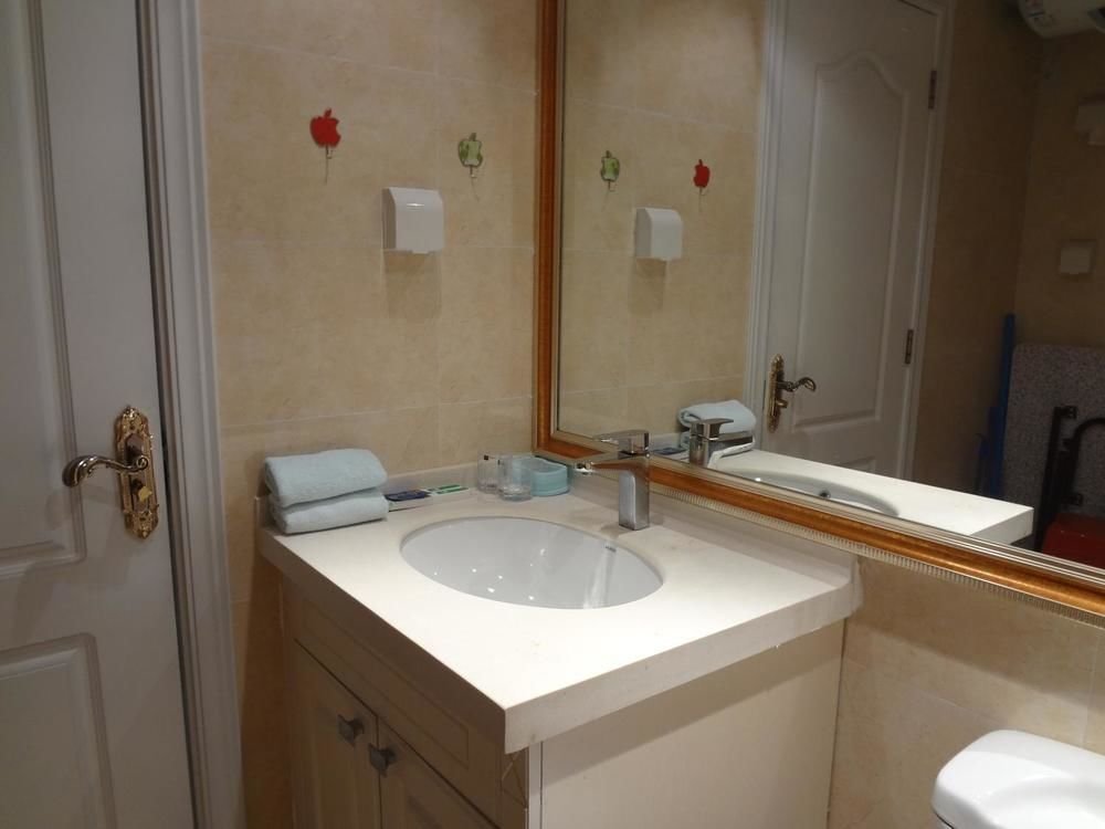Харбин: Green Express Apartment Harbin West Railway Station