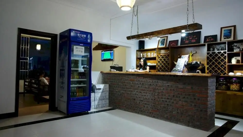 Дали: Dali Cityfall Inn