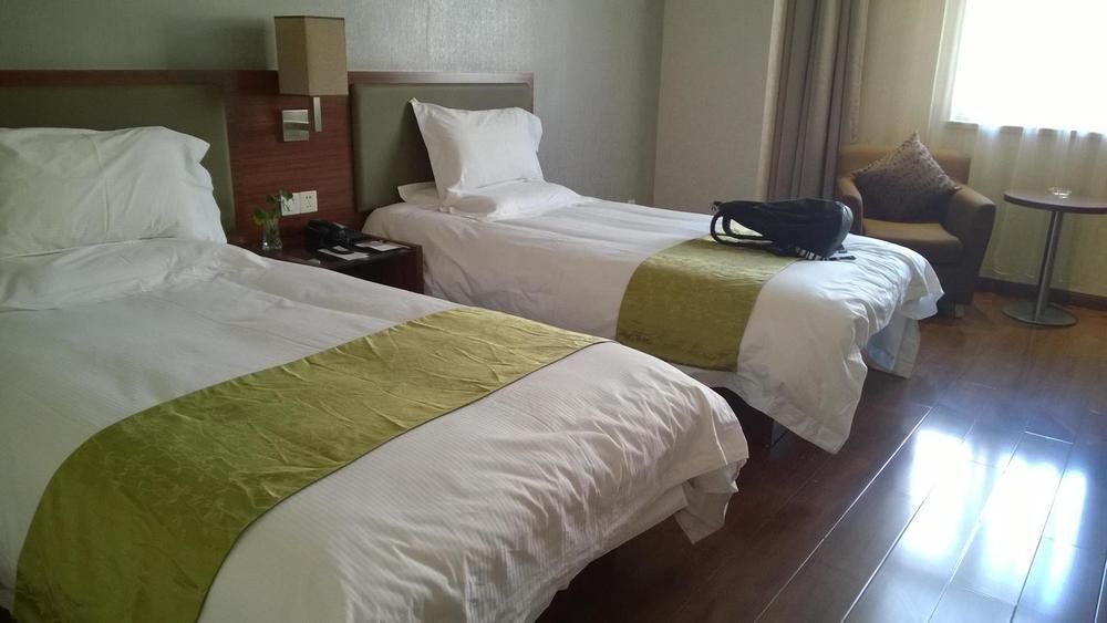Шанхай: Heyi Hotel