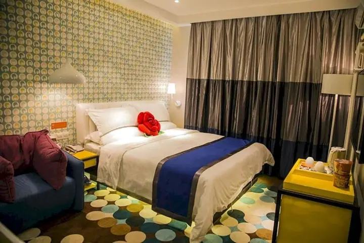 Чжэнчжоу: Raingo City Hotel (Zhengzhou Guomao 360 Guanhutun Metro Station)
