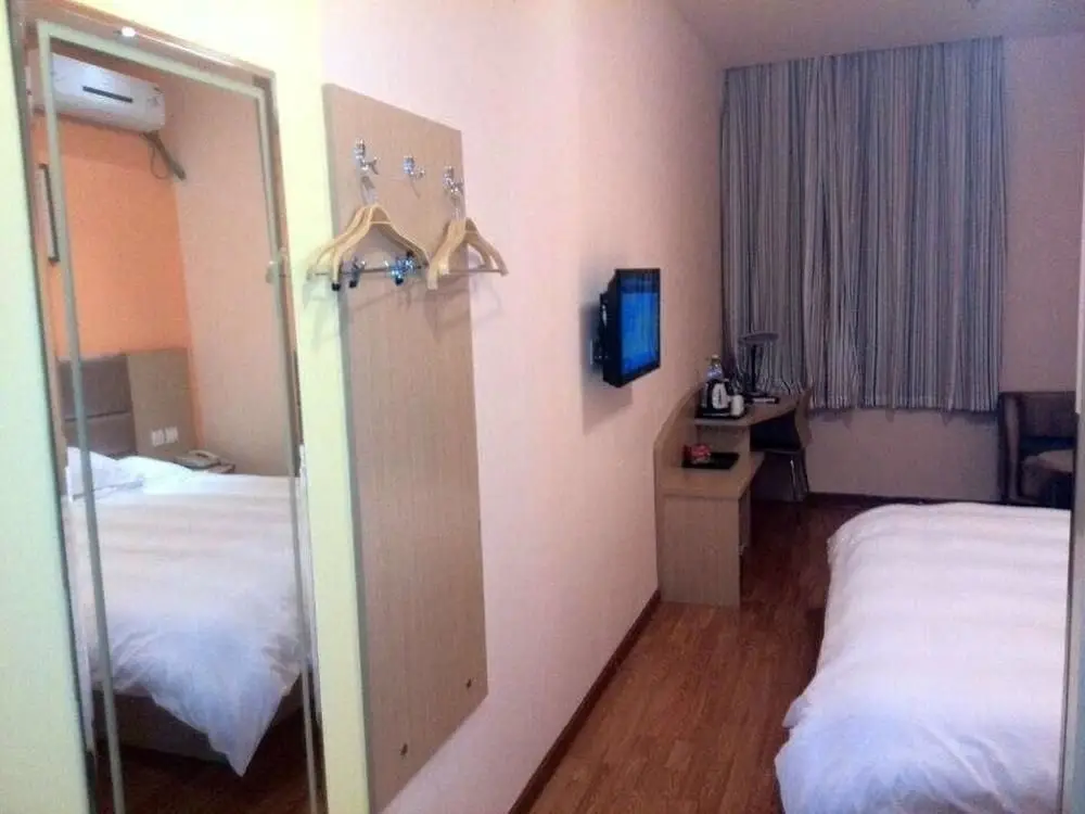 Гуанчжоу: Motel