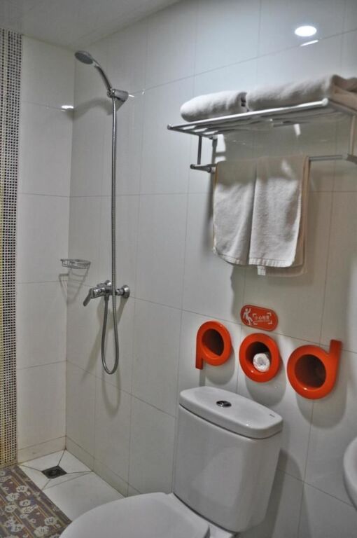 Нанкин: Pod Inn
