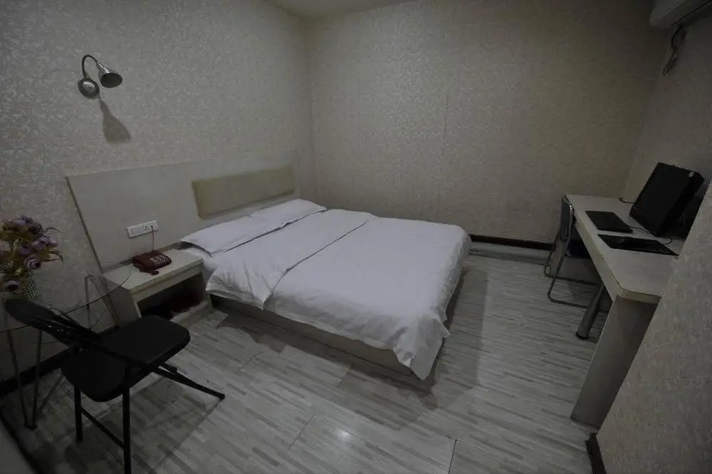 Ухань: Ruitian Motel