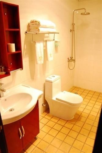 Куньмин: Yunnan Shi Zhou Hotel